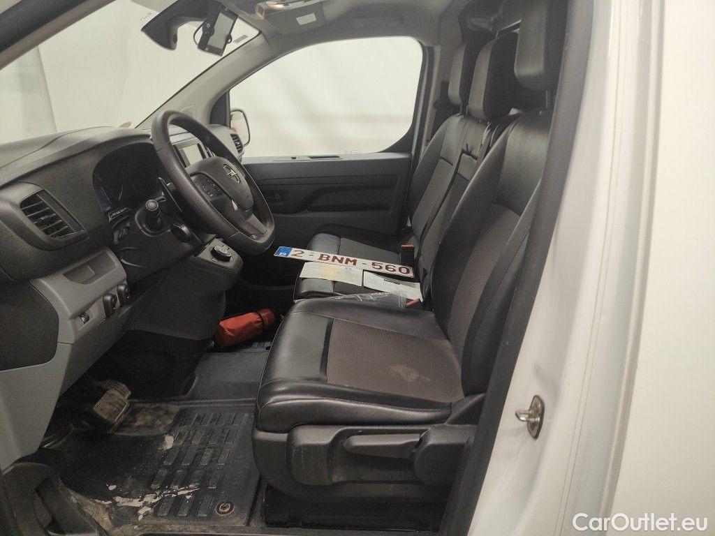 Opel  Vivaro Opel  2.0 Turbo 106kW L2H1 Auto 5d #3