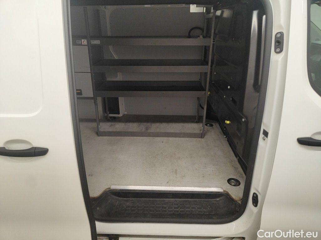 Opel  Vivaro Opel  2.0 Turbo 106kW L2H1 Auto 5d #10