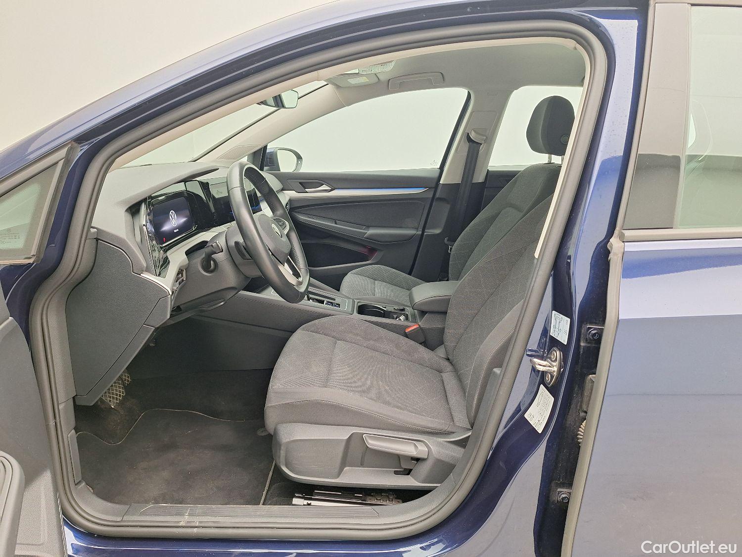 Volkswagen  Golf  VW, VIII '20, Volkswagen VIII 2.0 TDI 85kW Life DSG 5d #3
