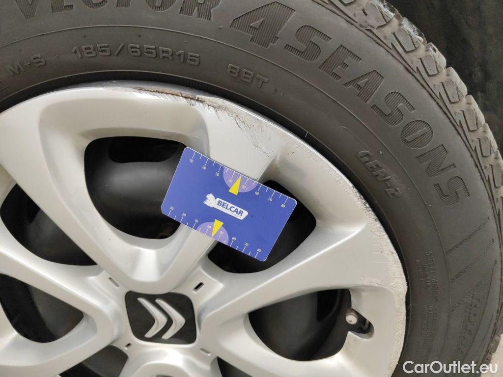Citroen  C3 Citroën  1.2 PureTech 83 S&S BVM You ! 5d #62