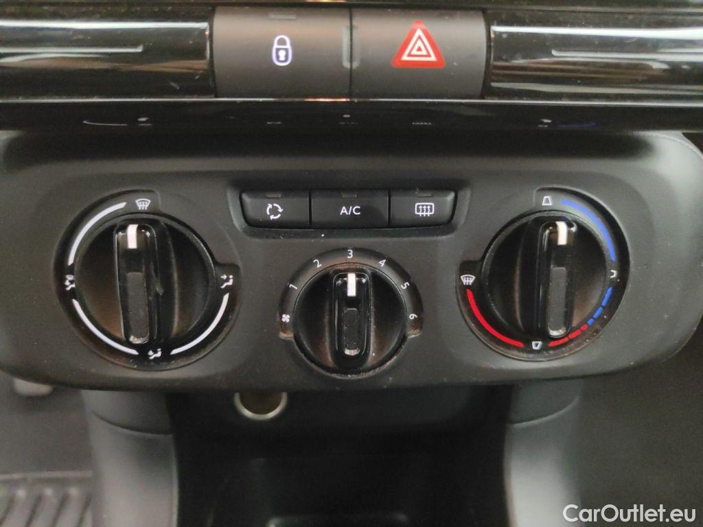 Citroen  C3 Citroën  1.2 PureTech 83 S&S BVM You ! 5d #26