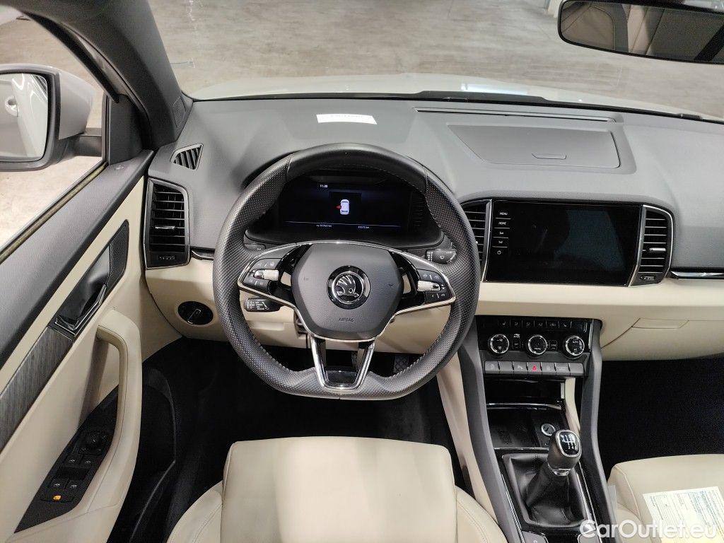 Skoda  Karoq Skoda  1.0 TSI 81kW Clever+ 5d #9