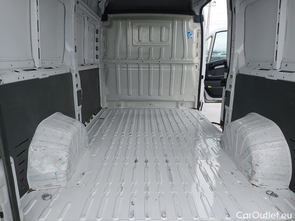 Opel  Movano OPEL  / 2021 / 4P / furgón Base L2H2 3.5T 2.2 BHDi 88kW #8