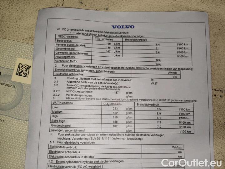Volvo  XC90  2.0 B5 D 4WD Geartronic R-Design 7PL. 173kW/235pk  5D/P Auto-8 #76