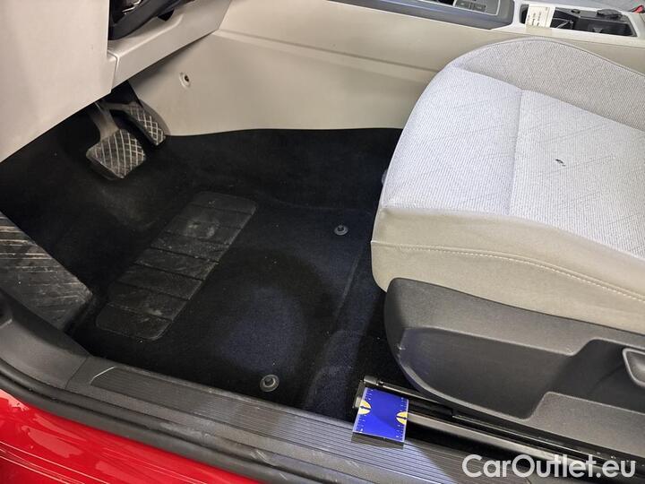 Volkswagen  Golf  VIII 2.0 TDI Life DSG 85kW/116pk  5D/P Auto-7 - CO2 onvolledig #16