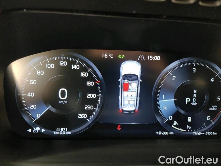 Volvo  XC90  2.0 B5 D 4WD Geartronic R-Design 7PL. 173kW/235pk  5D/P Auto-8 #9
