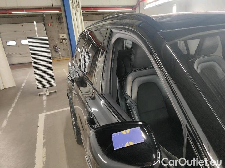 Volvo  XC90  2.0 B5 D 4WD Geartronic R-Design 7PL. 173kW/235pk  5D/P Auto-8 #63