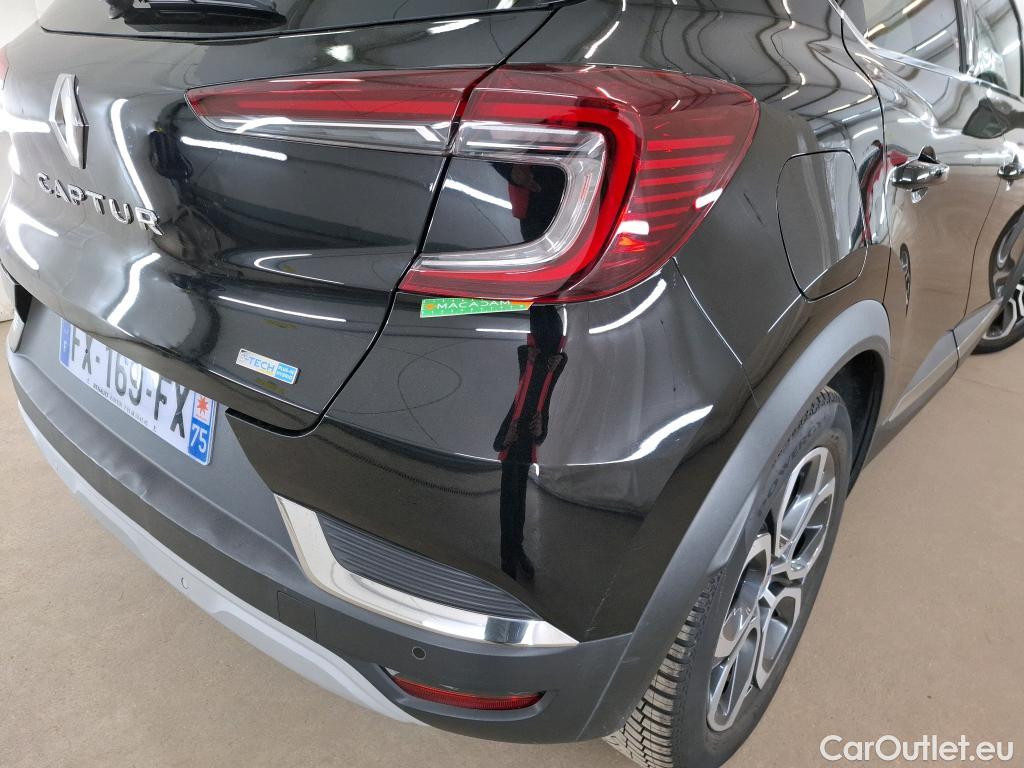 Renault  Captur  II Intens 1.6 E-TECH Plug-in 160CV BVA6 E6d #38