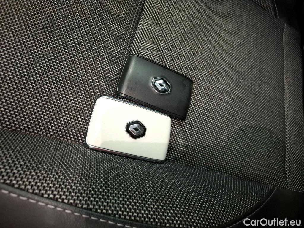 Renault  Captur  II Intens 1.6 E-TECH Plug-in 160CV BVA6 E6d #13