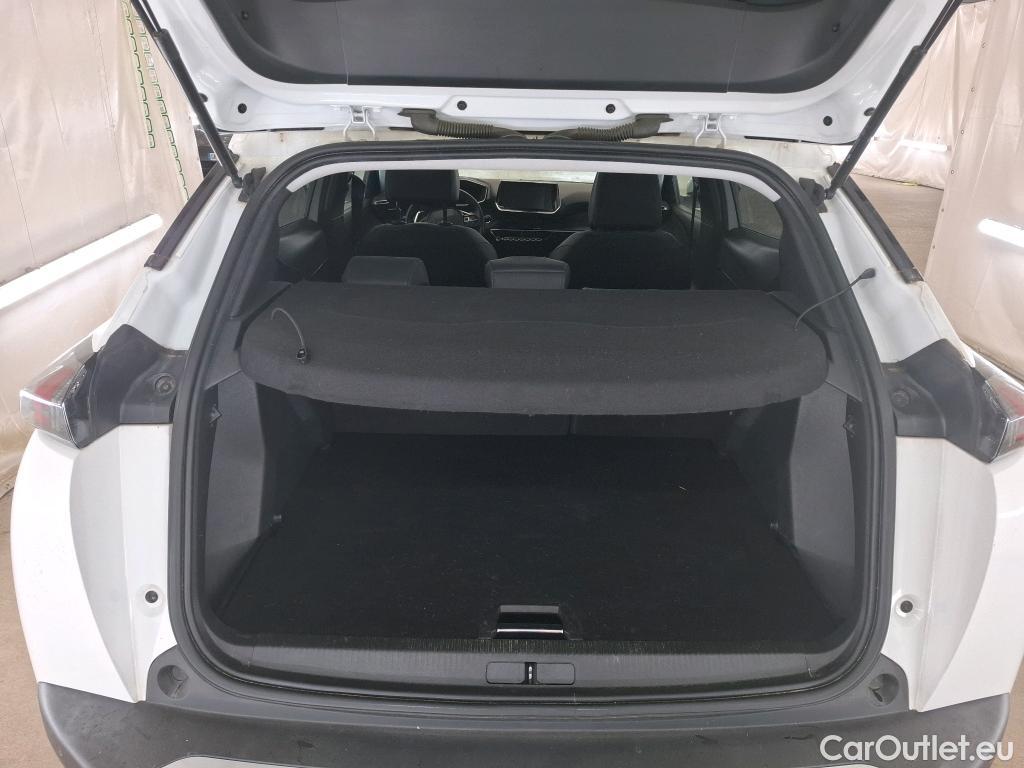 Peugeot  2008  Allure Pack 1.5 HDi 130CV BVA8 E6d #10