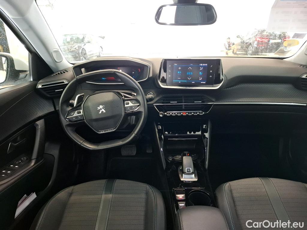 Peugeot  2008  Allure Pack 1.5 HDi 130CV BVA8 E6d #5