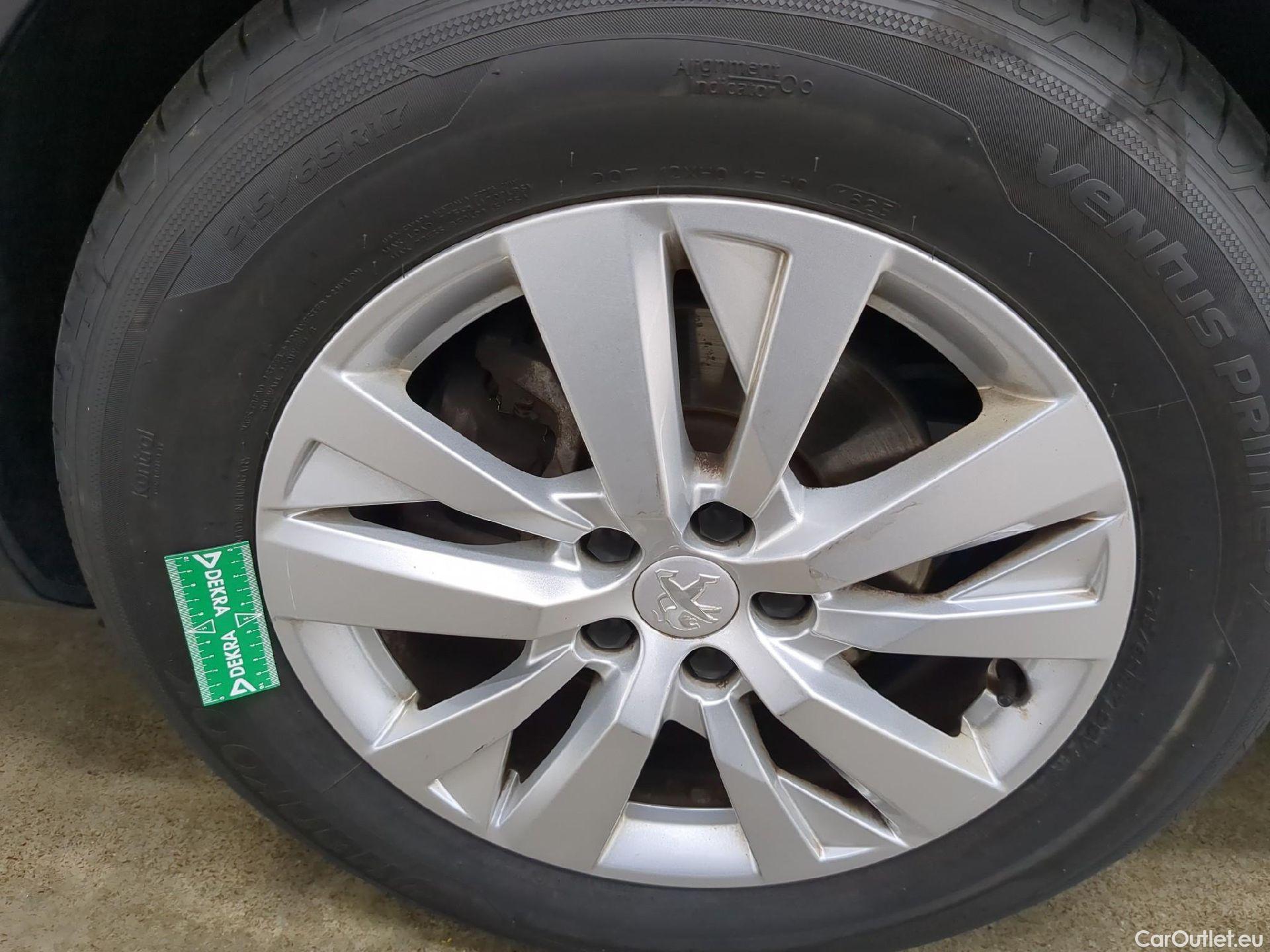 Peugeot  3008  Active Pack 1.5 HDi 130CV BVM6 E6d #4