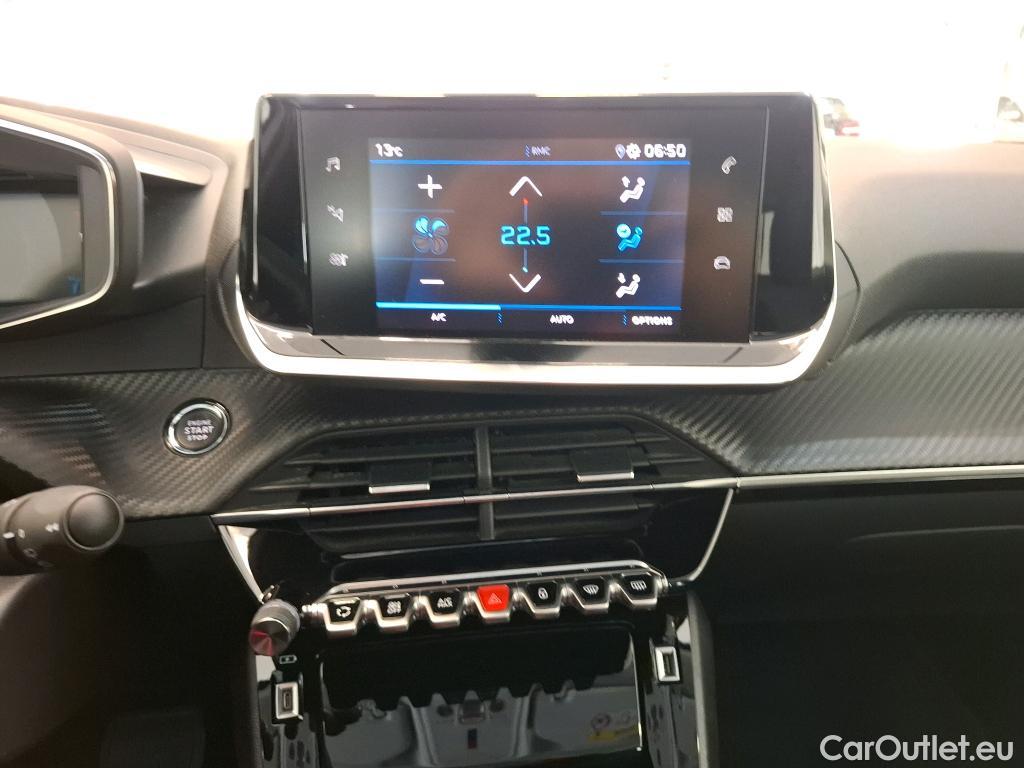 Peugeot  2008  Allure Pack 1.5 HDi 130CV BVA8 E6d #7