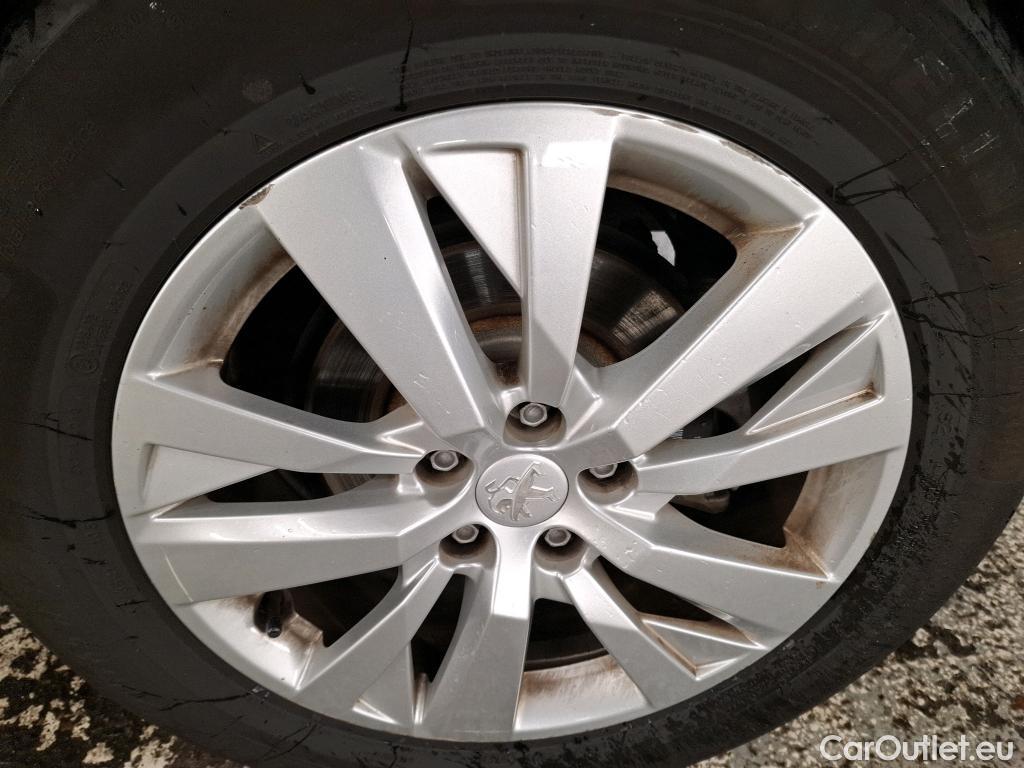 Peugeot  3008  Active Business 1.5 HDi 130CV BVA8 E6d #6