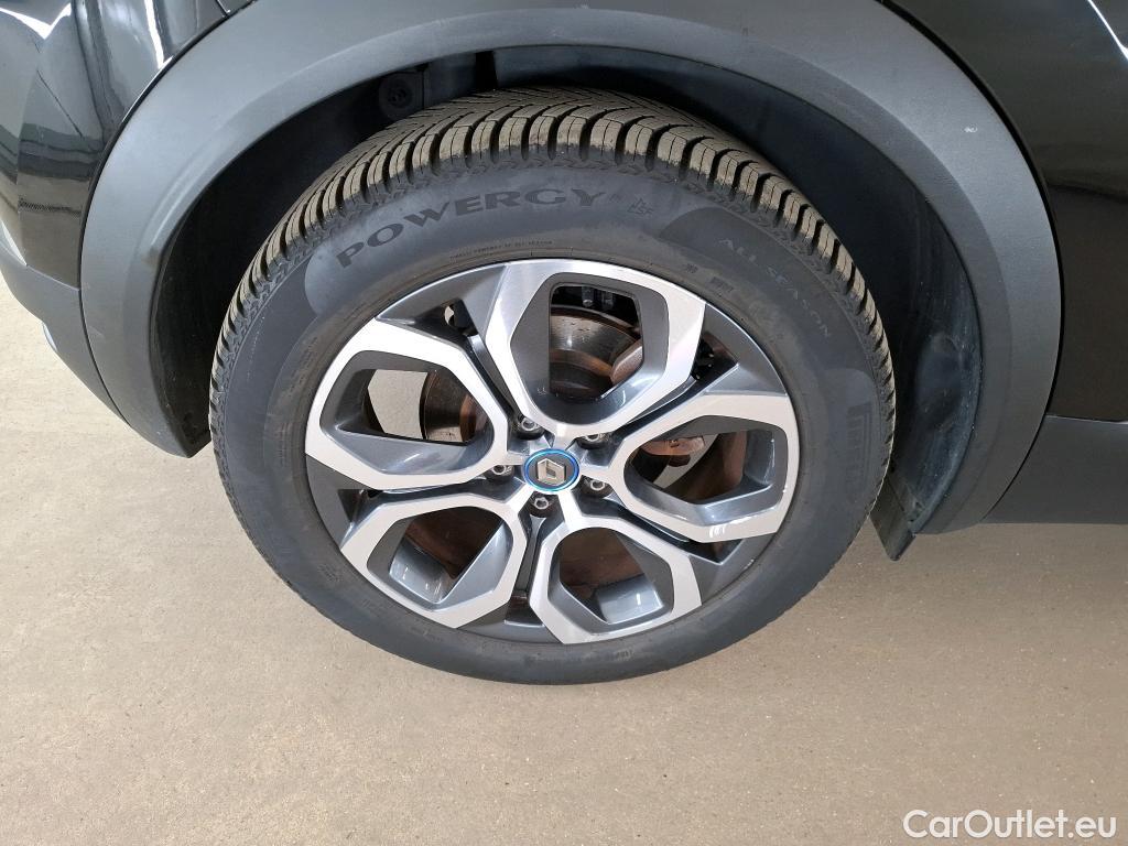 Renault  Captur  II Intens 1.6 E-TECH Plug-in 160CV BVA6 E6d #24