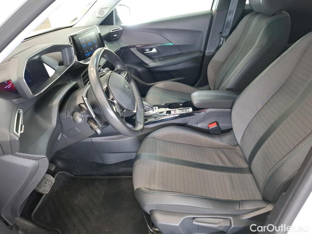 Peugeot  2008  Allure Pack 1.5 HDi 130CV BVA8 E6d #8