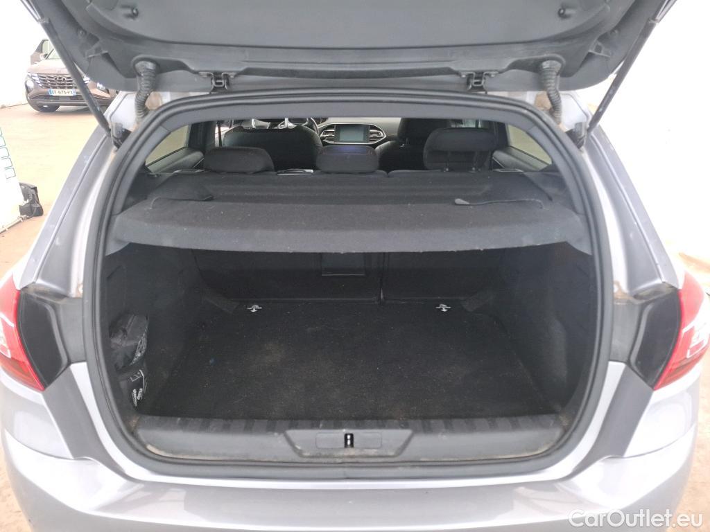 Peugeot  308  GT Line 1.2 PureTech 130CV BVA8 E6d #10