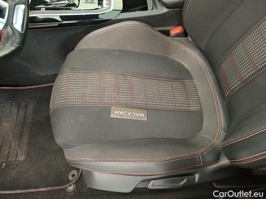 Peugeot  308  GT Line 1.2 PureTech 130CV BVA8 E6d #60
