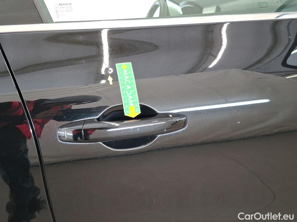 Renault  Captur  II Intens 1.6 E-TECH Plug-in 160CV BVA6 E6d #23