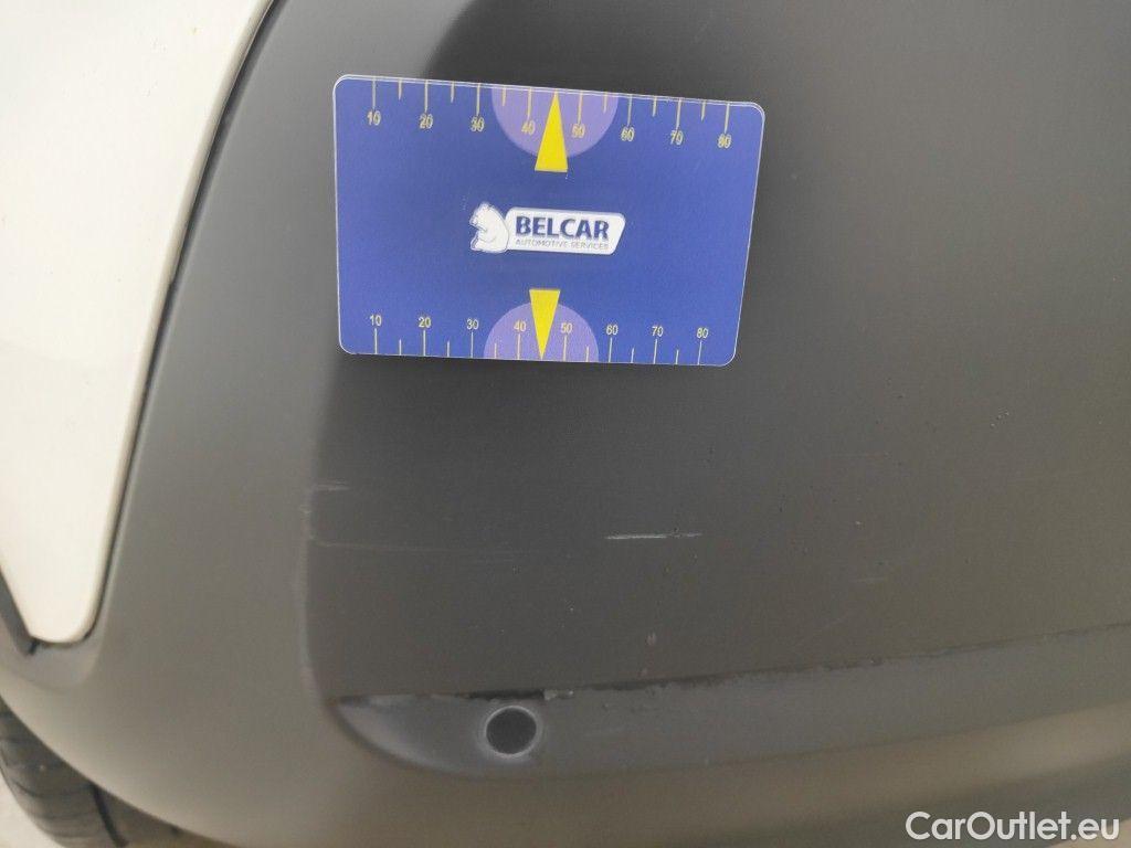 Citroen  C3 CITROEN  - 2020 1.2 PureTech 110 Shine S&S 5d Auto #37