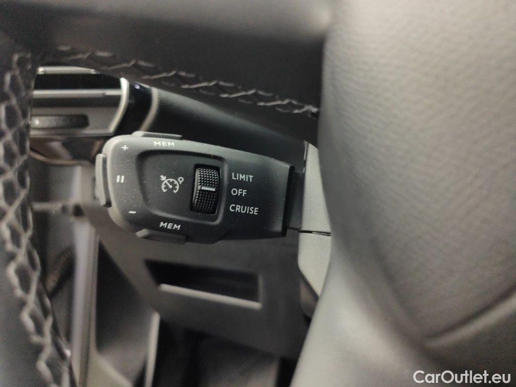 DS  DS7 DS 7 Crossback 1.5 BlueHDi 130 Automatic So Chic 5d #31