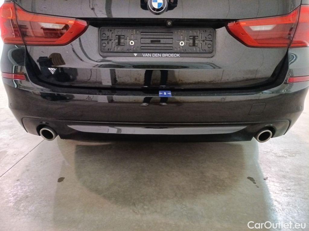 Bmw  Serie 5 BMW 5 Reeks Touring 520d Aut. (120 kW) Business Edition 5d #24