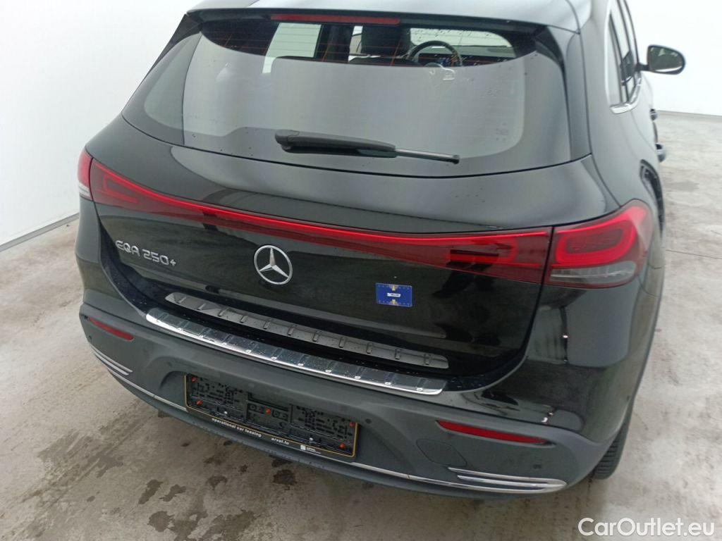 Mercedes  EQA MERCEDES  (H293) 66.5 kWh  250 Business Line 5d #30