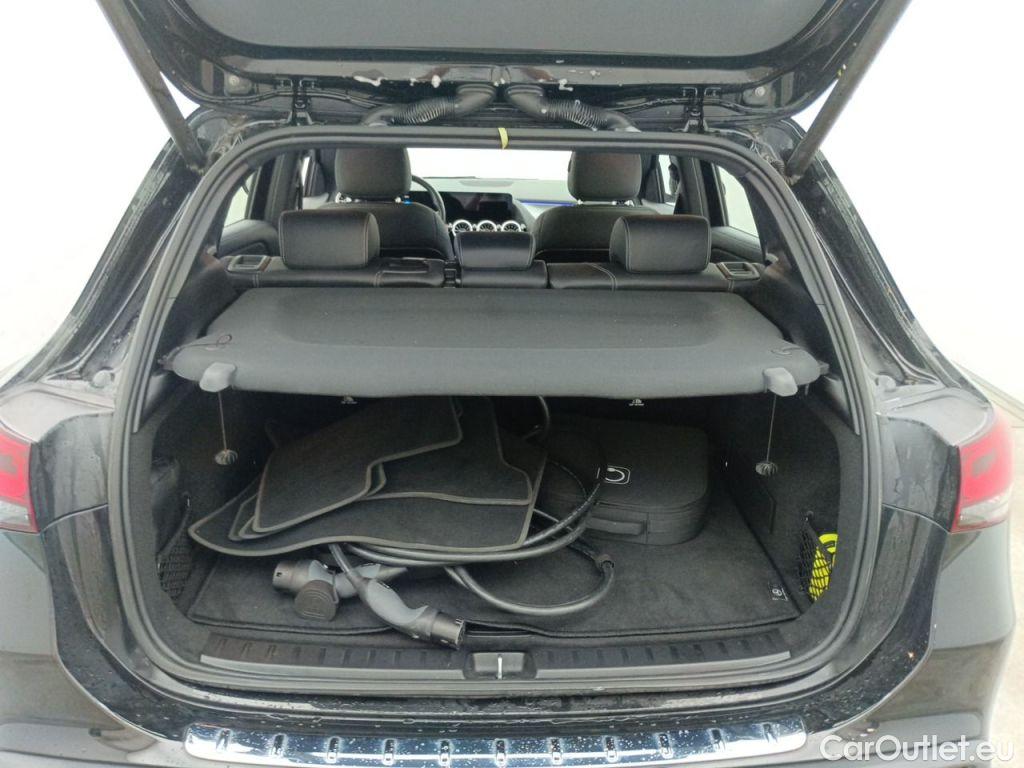 Mercedes  EQA MERCEDES  (H293) 66.5 kWh  250 Business Line 5d #12