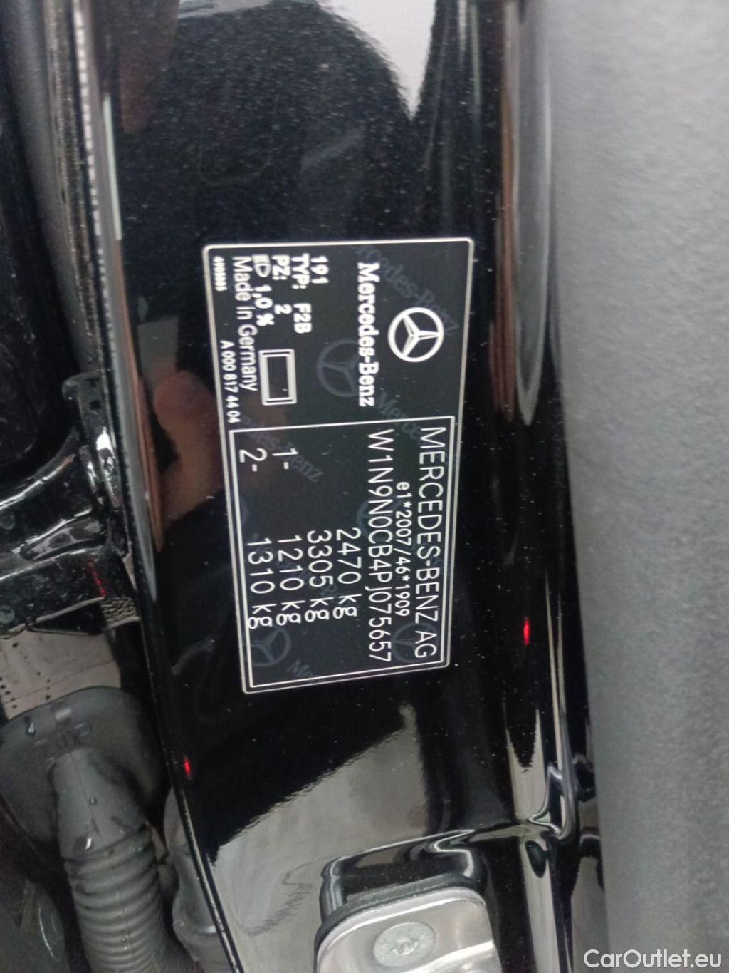 Mercedes  EQA MERCEDES  (H293) 66.5 kWh  250 Business Line 5d #18
