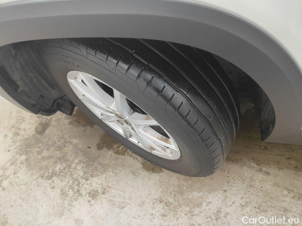 Mercedes  GLB Mercedes-Benz   200 d Business Solution 5d #17
