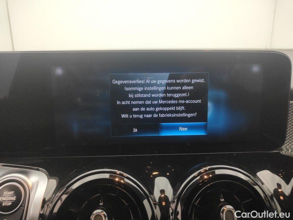 Mercedes  GLB Mercedes-Benz   200 d Business Solution 5d #20