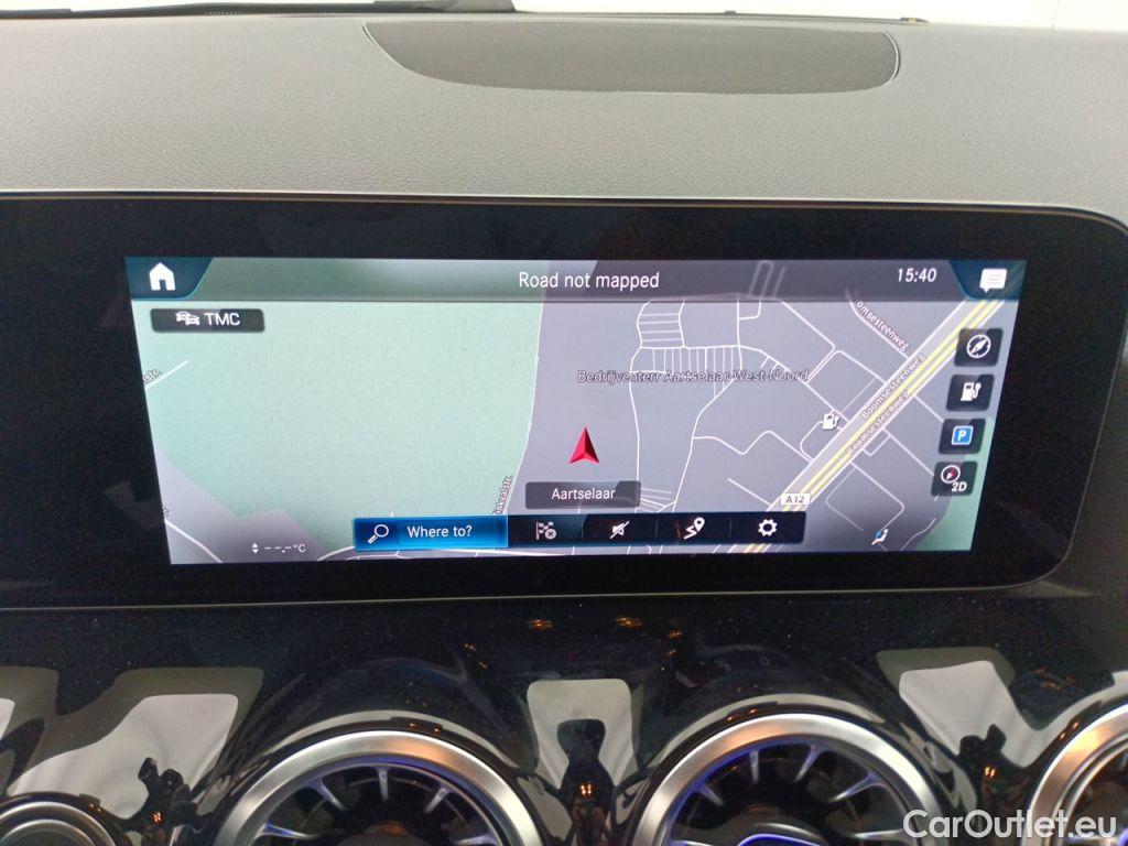 Mercedes  EQA MERCEDES  (H293) 66.5 kWh  250 Business Line 5d #11
