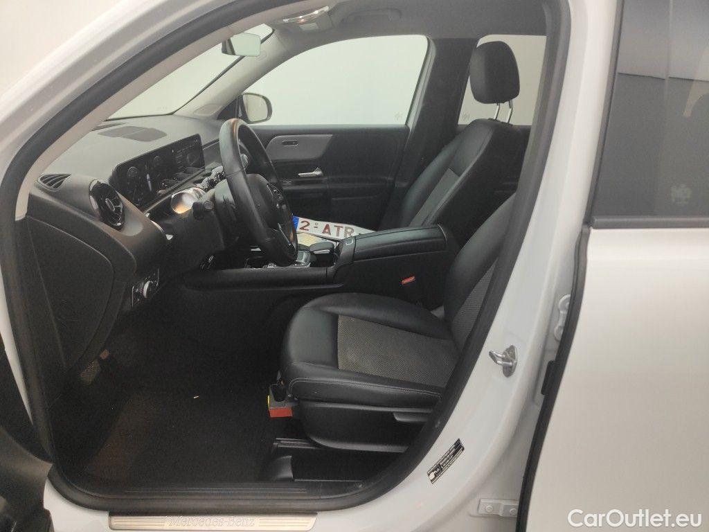 Mercedes  GLB Mercedes-Benz   200 d Business Solution 5d #3