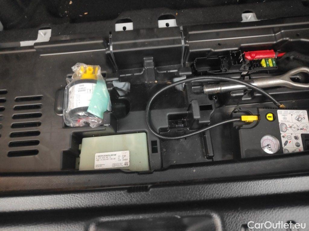 Mercedes  GLB Mercedes-Benz   200 d Business Solution 5d #15