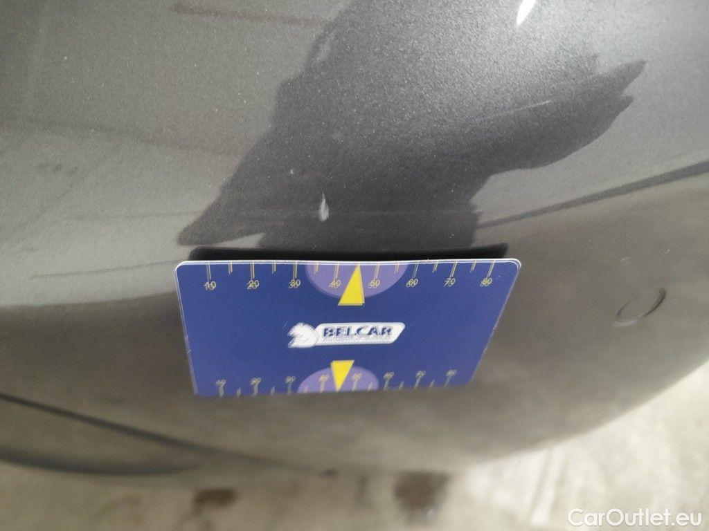 Peugeot  208 Peugeot  1.5 BlueHDi 100 MAN6 S&S Allure pack 5d #42