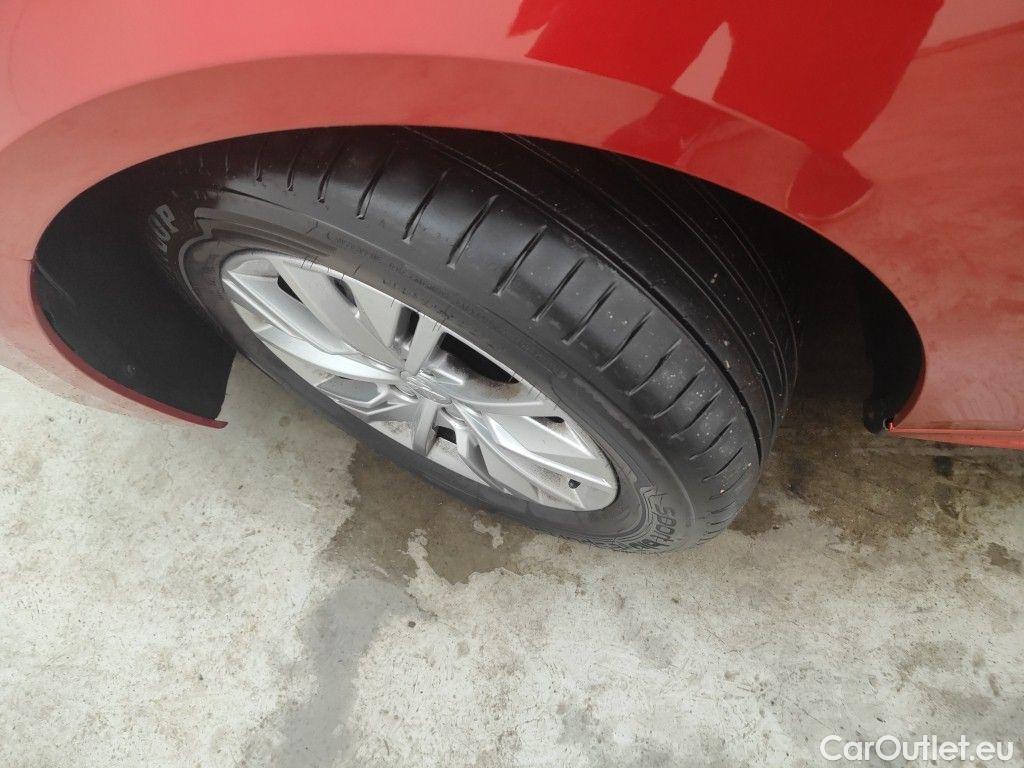 Peugeot  508 Peugeot  1.5 BlueHDi 130 S&S EAT8 Active Pack 5d #16