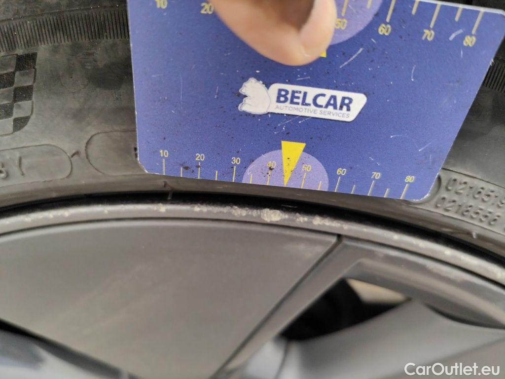 Tesla  Model 3 Tesla  Standard RWD Plus 4d #50