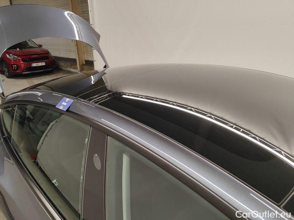 Tesla  Model 3 Tesla  Standard RWD Plus 4d #35