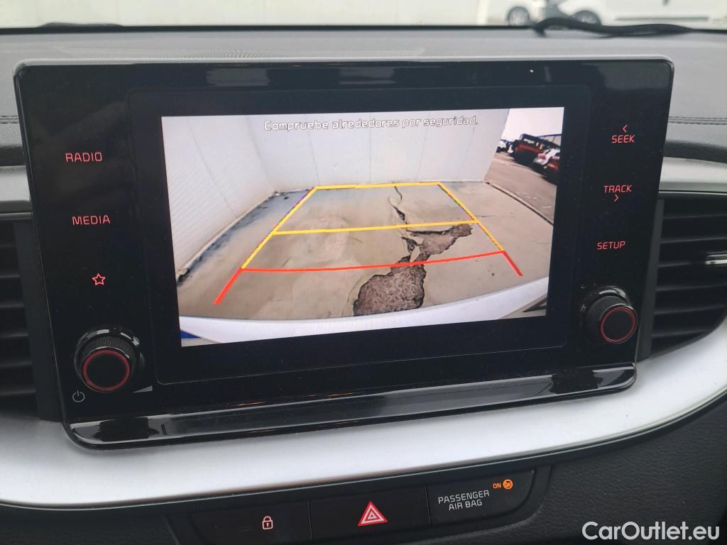 KIA  XCeed KIA  / 2019 / 5P / todoterreno 1.0 T-GDi Drive 88kW (120CV) #14