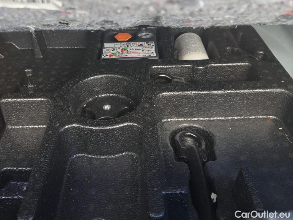 Land Rover  Discovery NISSAN QASHQAI / 2021 / 5P / todoterreno DIG-T 116kW mHEV Xtronic 4x4 N-Connecta #10