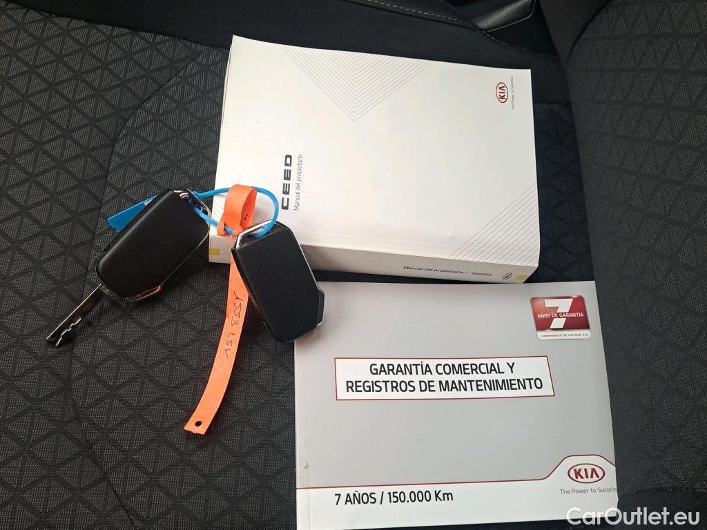 KIA  XCeed KIA  / 2019 / 5P / todoterreno 1.0 T-GDi Drive 88kW (120CV) #9
