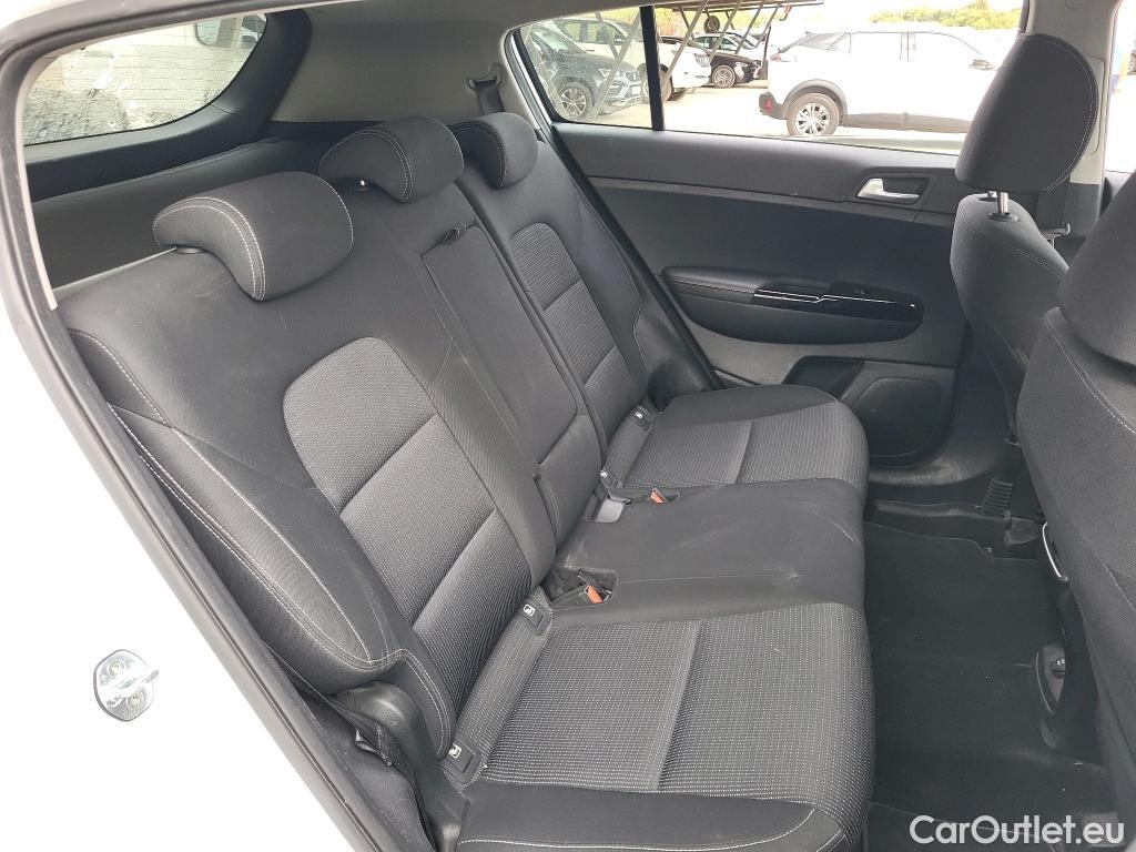 KIA  Sportage KIA  / 2018 / 5P / todoterreno 1.6 MHEV Drive 100kW (136CV) 4x2 #7