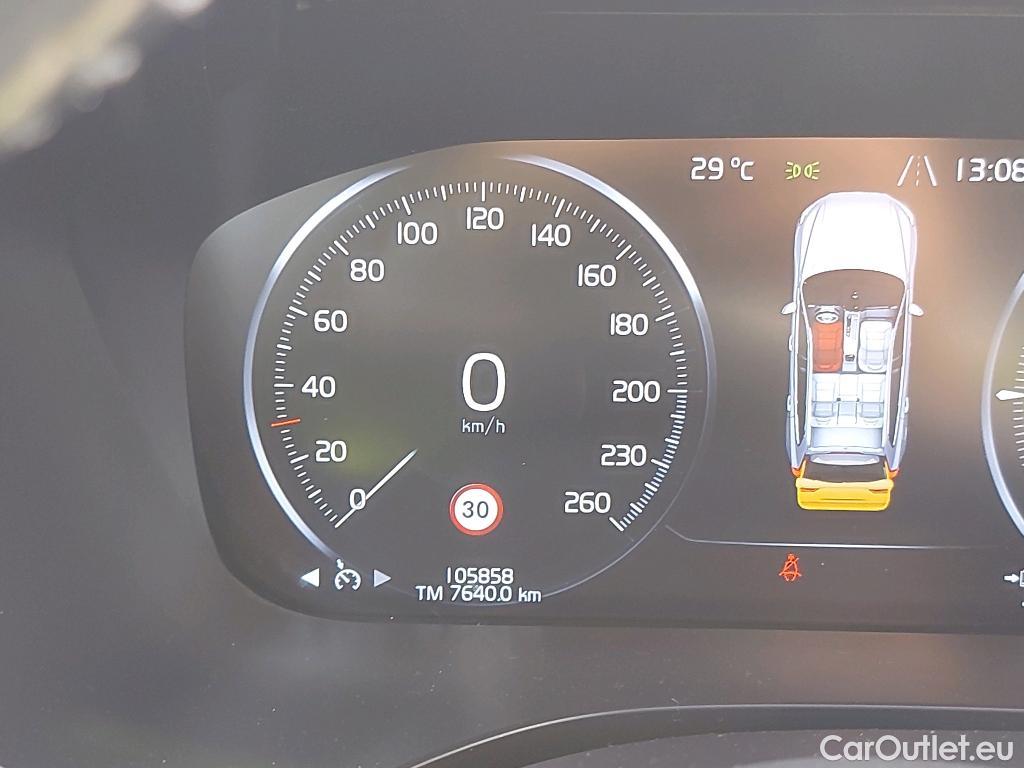 Volvo  XC60 VOLVO  / 2017 / 5P / todoterreno 2.0 T8 AWD R-Design Auto #5