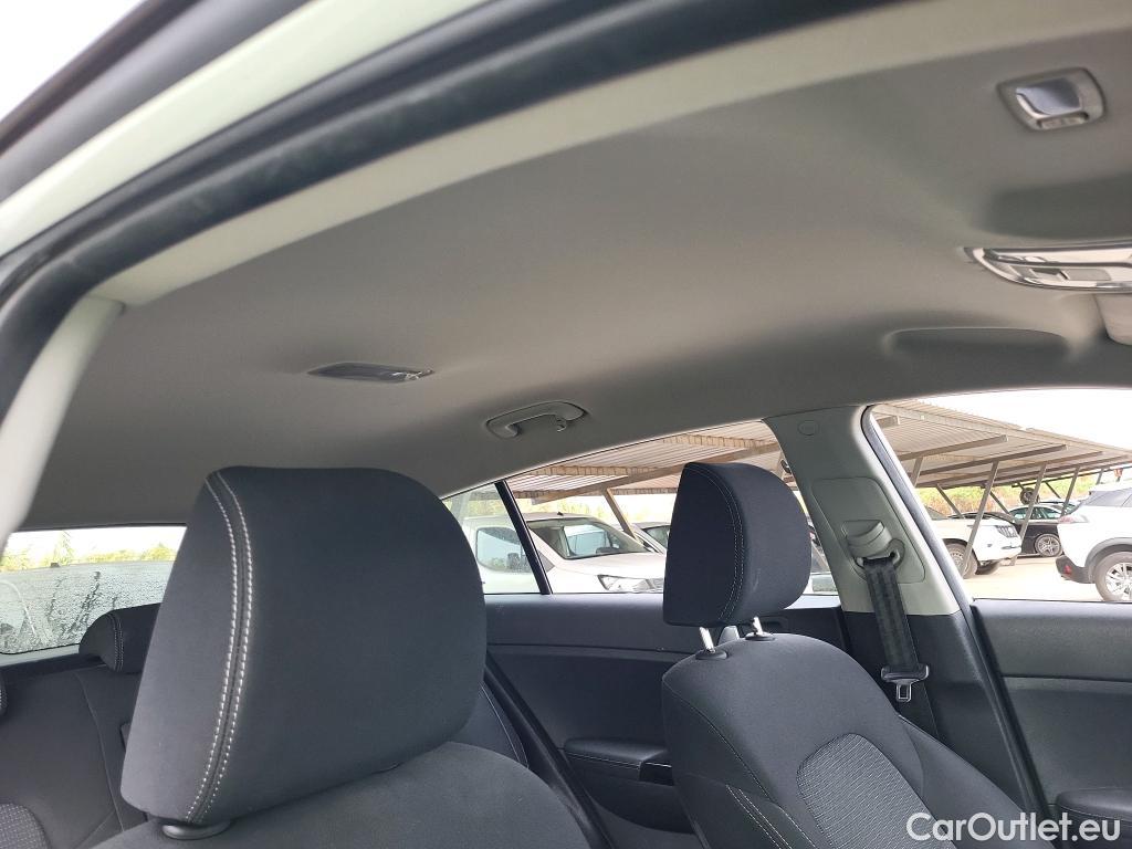 KIA  Sportage KIA  / 2018 / 5P / todoterreno 1.6 MHEV Drive 100kW (136CV) 4x2 #13
