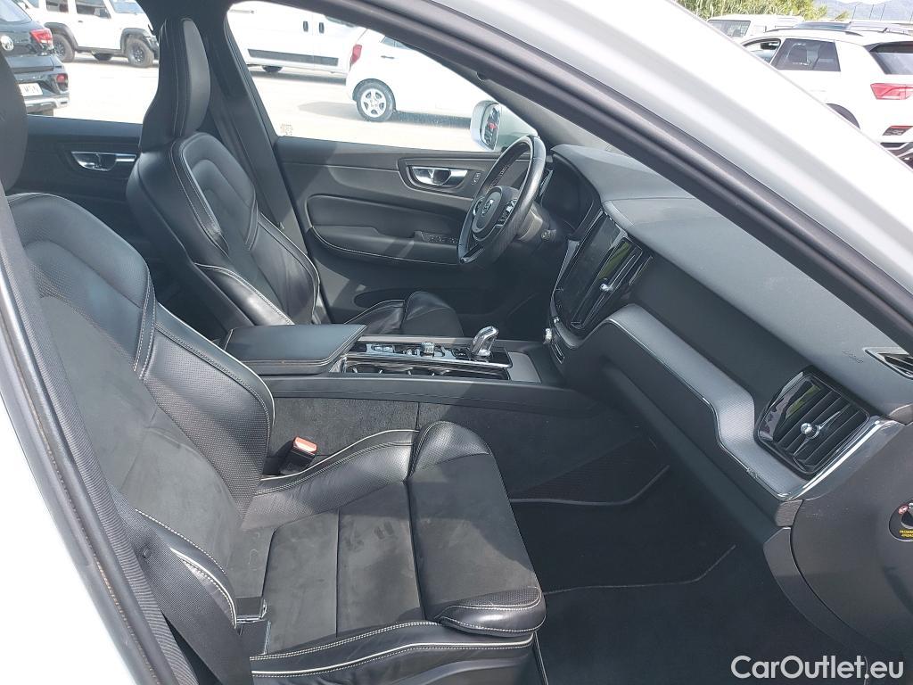 Volvo  XC60 VOLVO  / 2017 / 5P / todoterreno 2.0 T8 AWD R-Design Auto #6