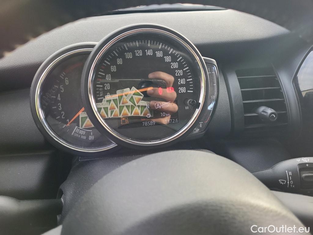 Mini  Cooper MINI MINI / 2014 / 5P / berlina con portón ONE 5 PUERTAS (CX) #4
