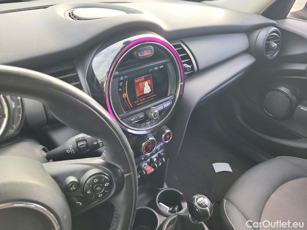 Mini  Cooper MINI MINI / 2014 / 5P / berlina con portón ONE 5 PUERTAS (CX) #13