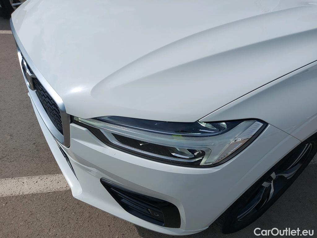Volvo  XC60 VOLVO  / 2017 / 5P / todoterreno 2.0 T8 AWD R-Design Auto #18