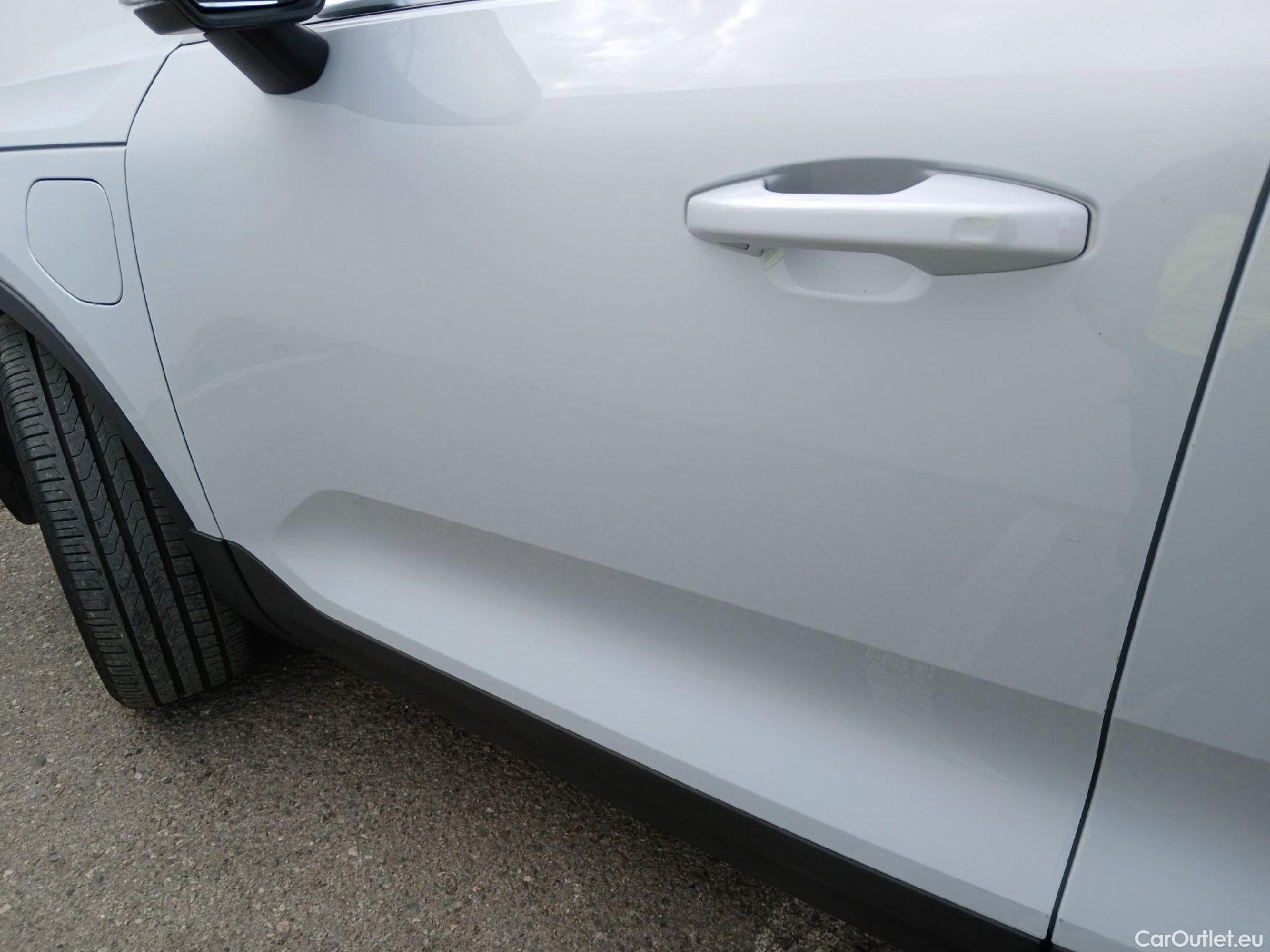  Volvo  XC 40 VOLVO XC40 / 2017 / 5P / todoterreno 1.5 T4 Twin Recharge Inscription Ex Auto #11