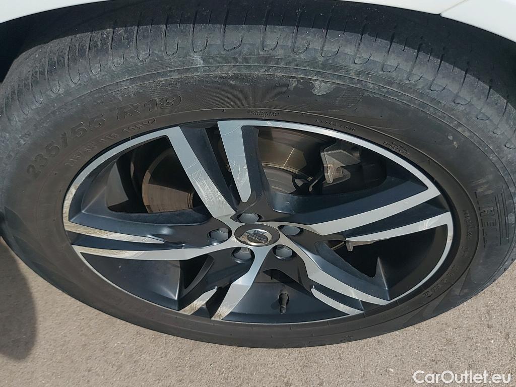 Volvo  XC60 VOLVO  / 2017 / 5P / todoterreno 2.0 T8 AWD R-Design Auto #10